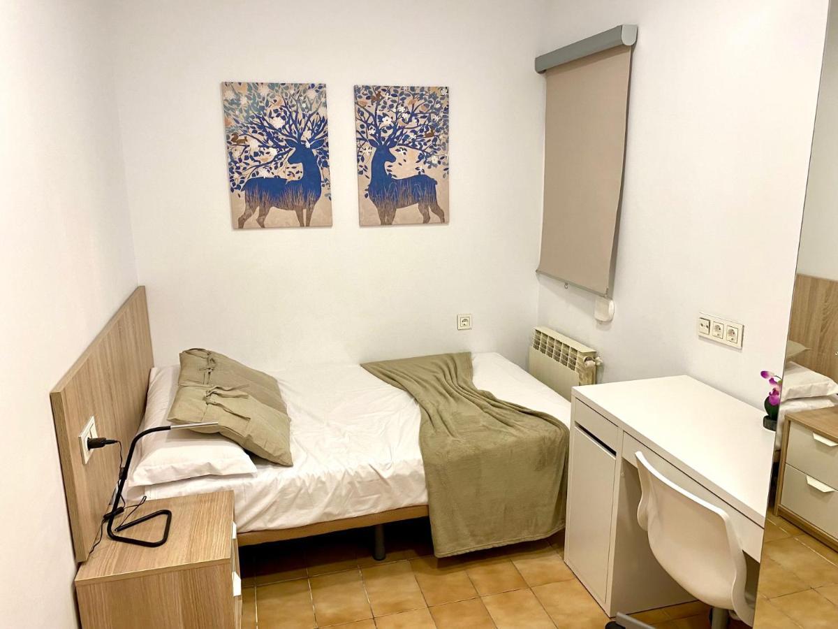 Appartement Piso céntrico con Parking a 20min de Barcelona à Terrassa Extérieur photo